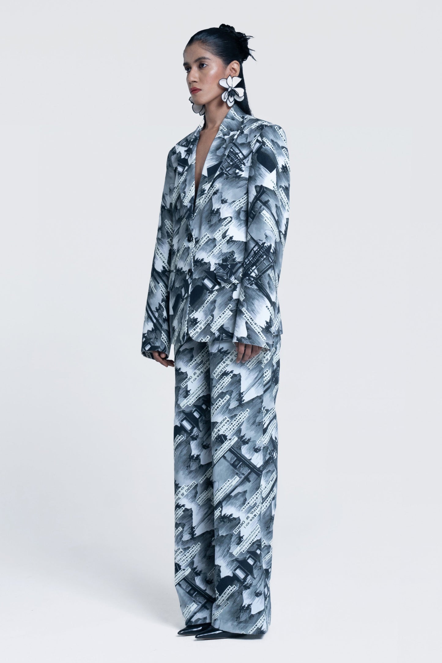 Sumi Gazette Pant Suit