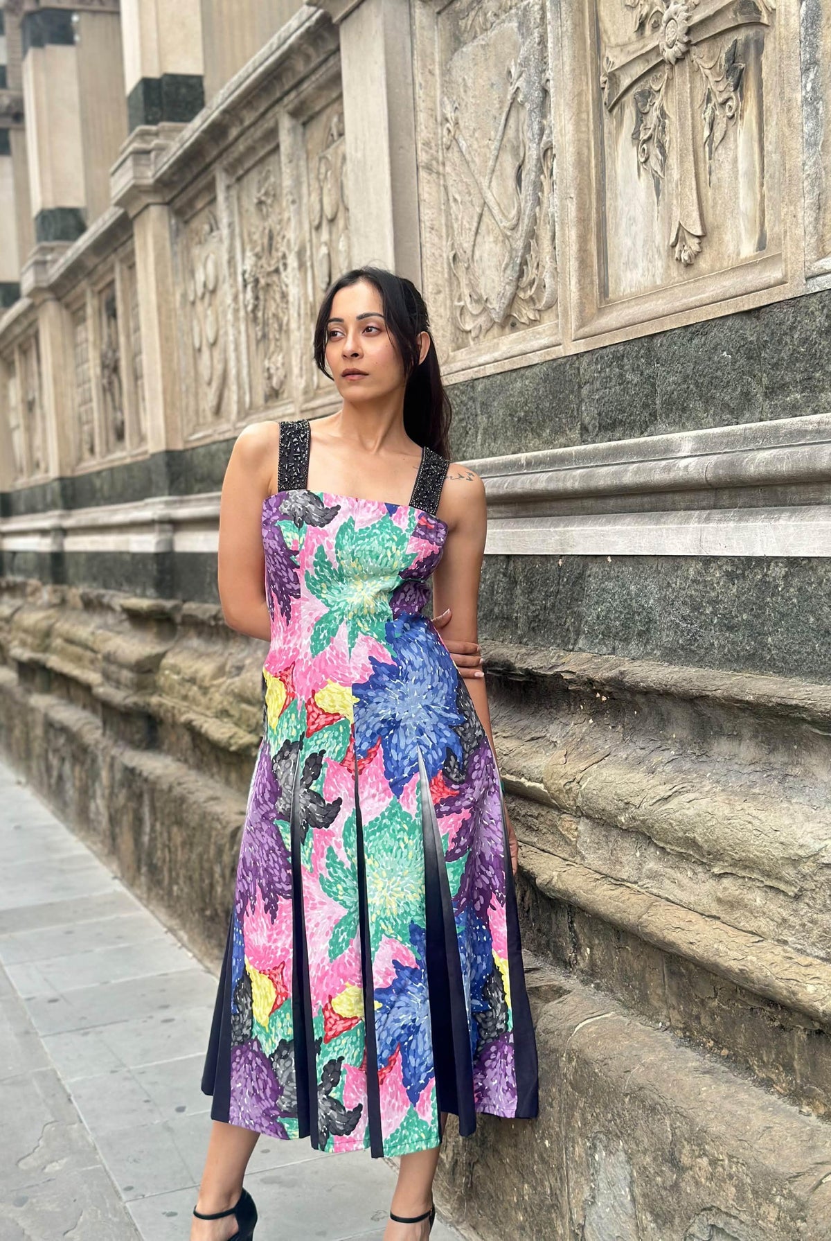 Discover statement dresses, bold prints, and beautifully designed women's clothing with pockets. Shop unique styles from Pocketful of Cherrie.