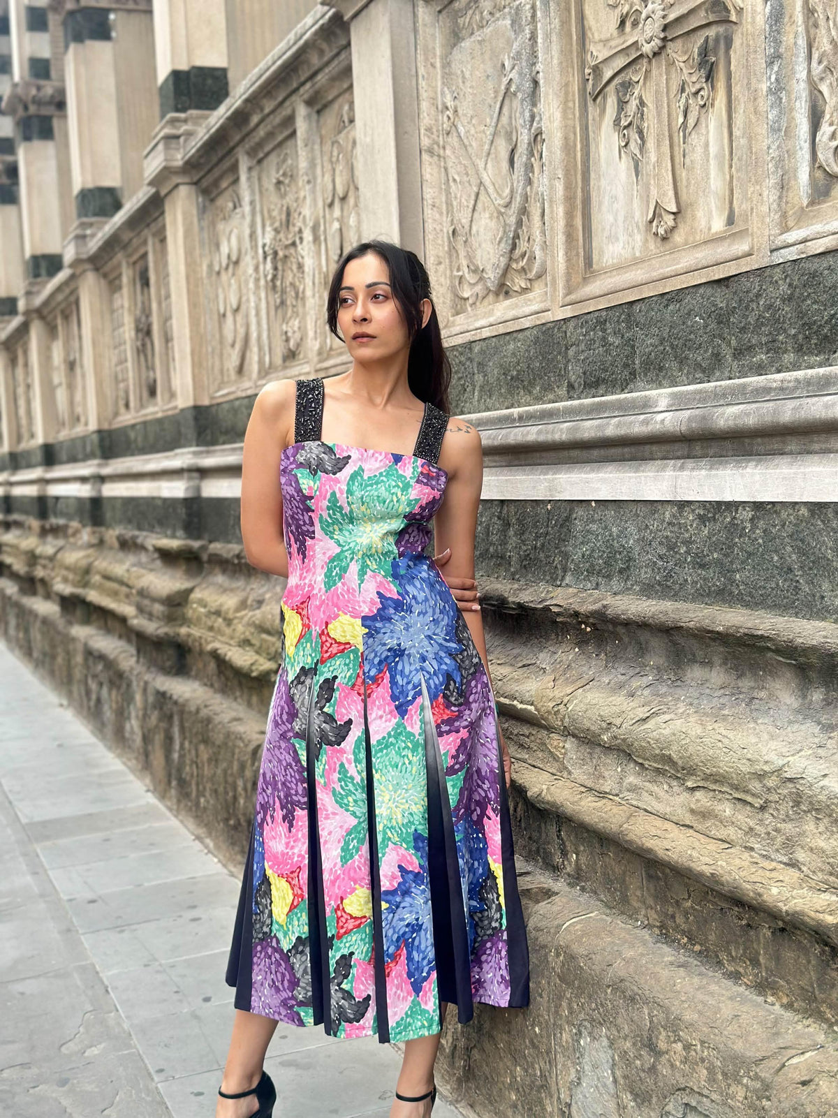 Discover statement dresses, bold prints, and beautifully designed women's clothing with pockets. Shop unique styles from Pocketful of Cherrie.