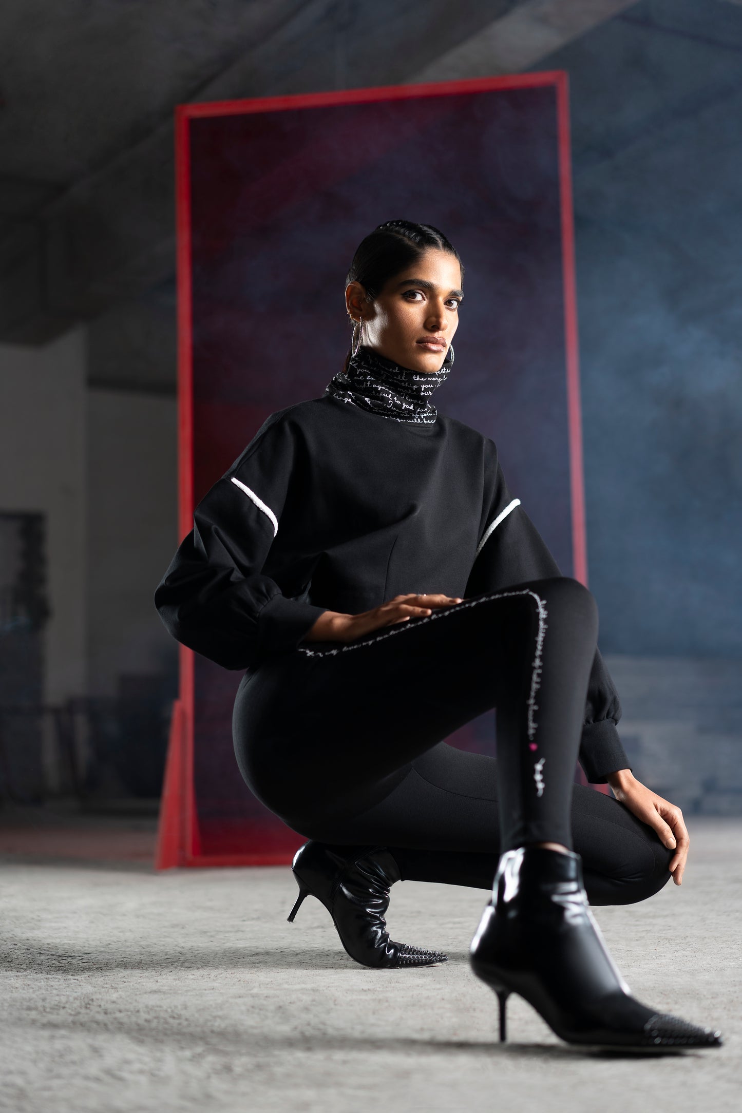 Oversized Cropped Sweatshirt