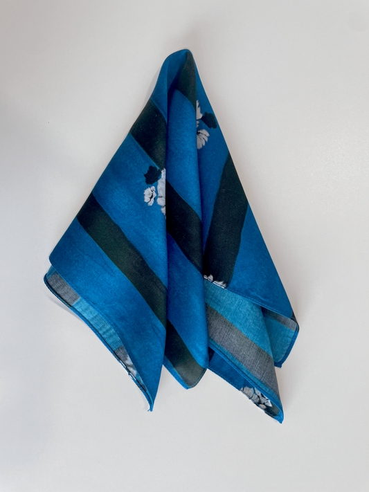 Saphiré Bloom Pocket Square