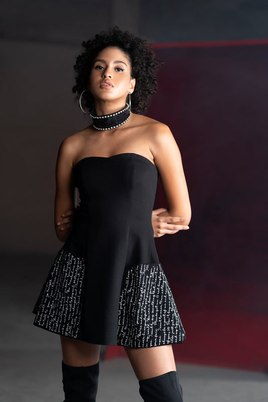 Embroidered pockets mini dress